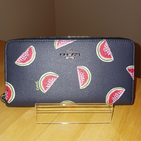 Coach Handbags - Coach Wallet
